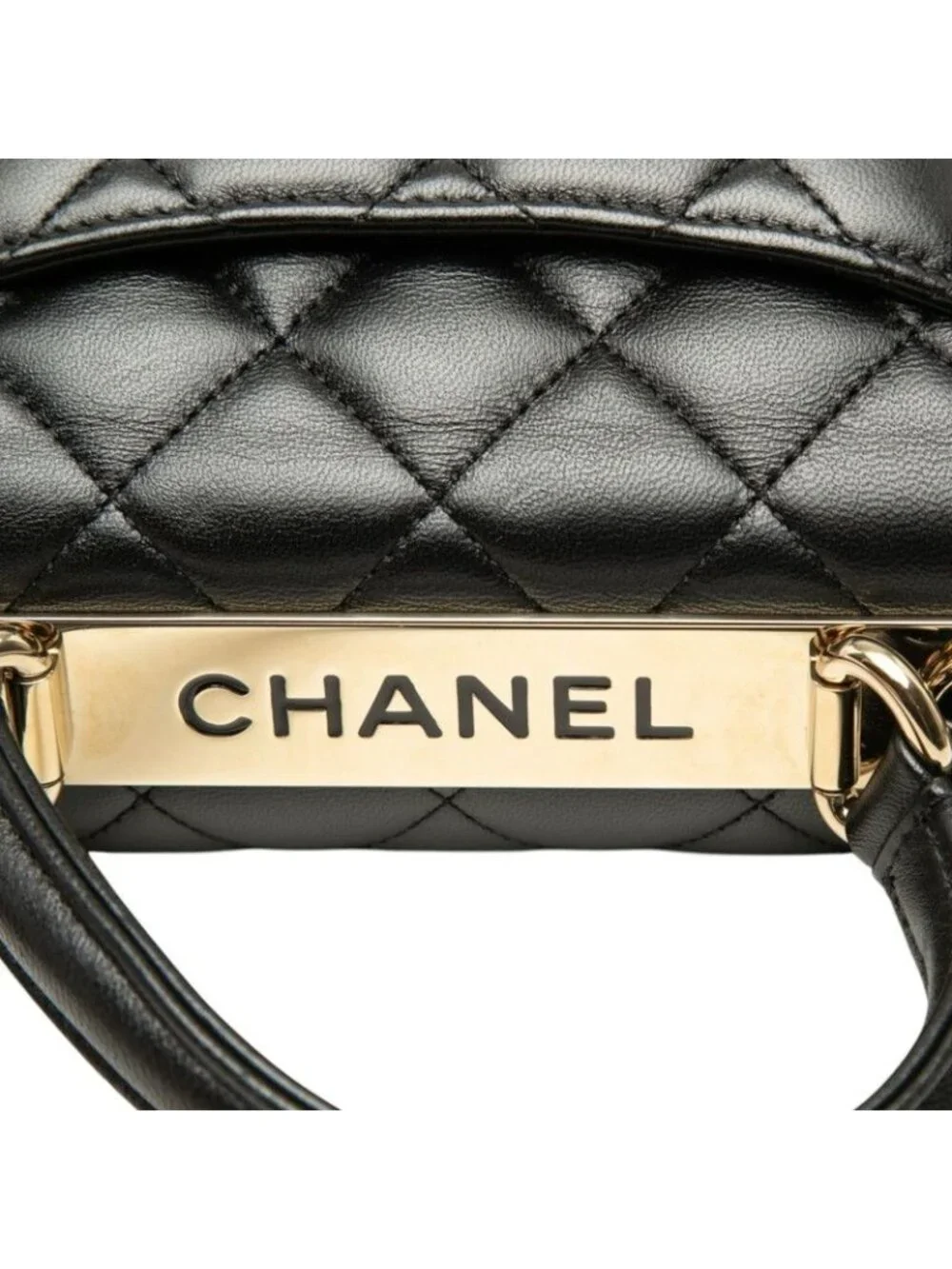 Chanel Quilted CC Logo Chain Shoulder Bag Black Lambskin